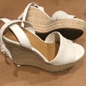 white and tan wedges